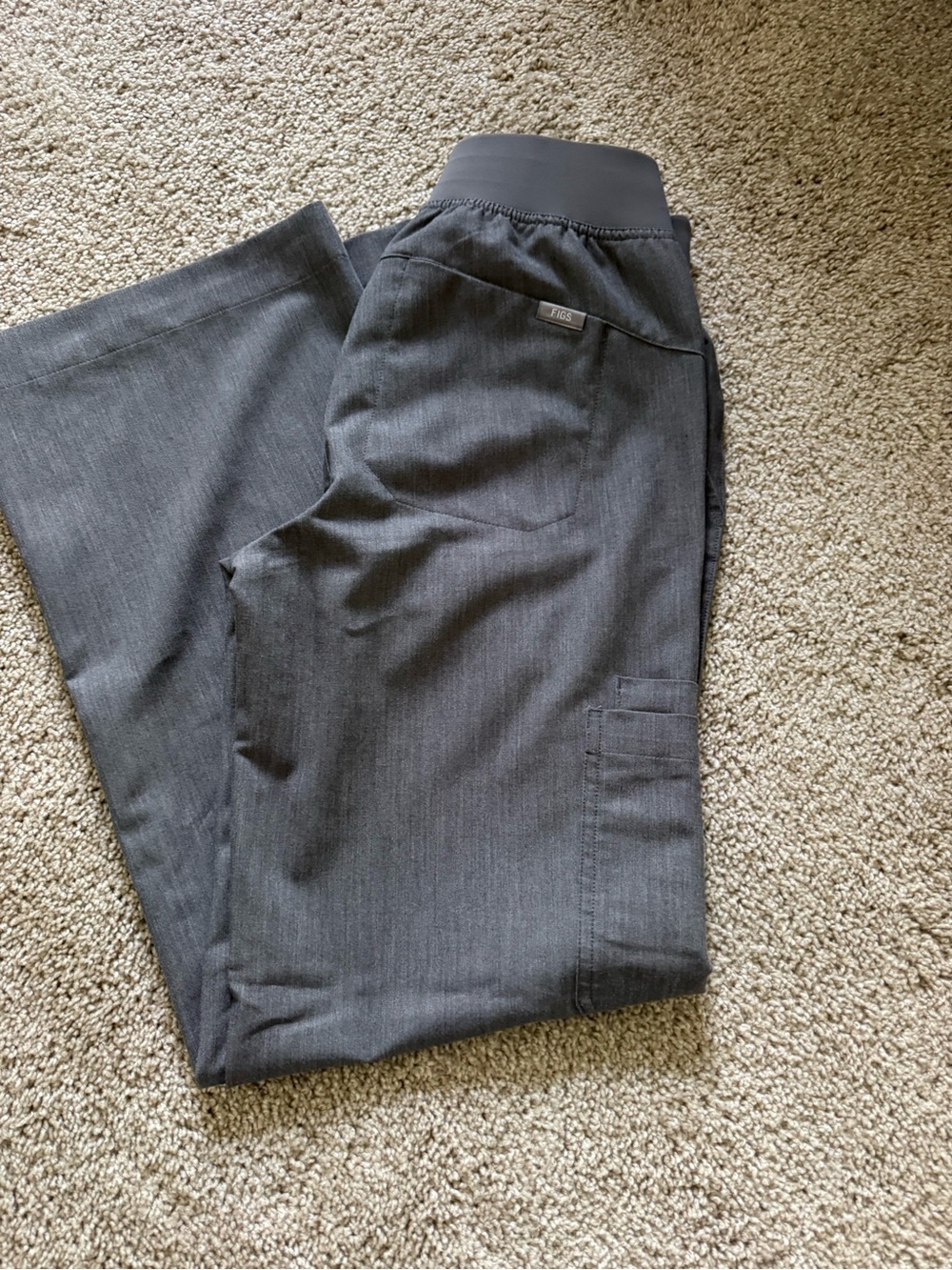 Figs Isabel Women’s Gray Wide-Leg Drawstring Pants with Turquoise Tie - Picture 3 of 5